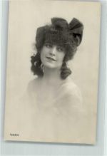 Frau Haarmode