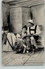 Wien 8. Bezirk, Josefstadt Mann spielt neben einer Frau in Tracht auf einer Zither Fotograf Scolik Ort lt. Fotograf Trachten Österreich 1902