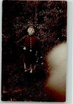 Ein Landser im Wald Karte tlw. überbelichtet Deutsches Heer WK I Privatfoto AK