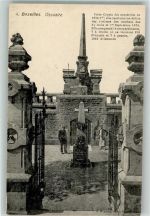 08140 Bazeilles Gebrauchsspuren Kriegerdenkmal 1870 Ossarium