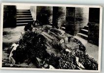 W8000 München Innenraum des Kriegerdenkmales Stadt mit Hakenkreuz 1936 Foto AK