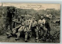 Unteroffiziere beaufsichtigen das Ausbessern der Uniform im Felde Feldpost WK I Landsturm Inf.-Batl. Landau Soldatenleben