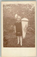 Mädchen mit großer Schultüte erster Schultag 1926 Privatfoto AK