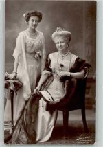 nebst Tochter Perlenkette Musterkarte Wohlfahrtskarte Kaiserin Auguste Victoria Foto AK