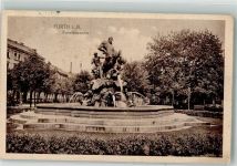 90762 W8510 Fürth , Bay 1925 Foto AK Denkmal Kunstbrunnen Bahnpost Fürth-München