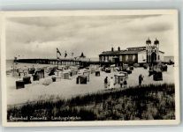 17454 O2238 Zinnowitz , Ostseebad Foto AK Strandleben an der Seebrücke