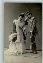Frau Soldat Uniform Pelzmode Privatfoto AK