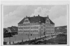 St. Ingbert. Ludwigsschulhaus ungelaufen Gute Erhaltung.