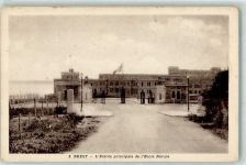 29200 Brest - L Entree principale de l Ecole Navale Fahne