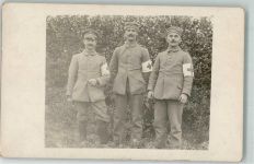 Soldaten Uniform Rotes Kreuz Privatfoto AK