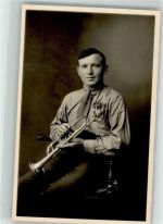 Mann mit Trompete Uniform