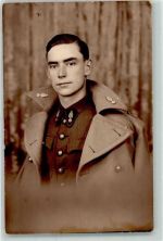 Leopoldsburg Privatfoto KEINE AK Soldat Uniform Ort lt. Fotograf