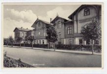 Bad Salzelmen Vorderansicht von der Kaiserin Augusta-Kinderheilanstalt I. gelaufen von 1937. Kleine Beschädigung am Rand oben rechts, leichter Stempeldurchdruck, sonst gut erhalten.