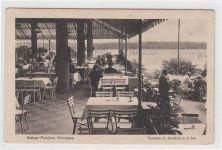 Berlin-Zehlendorf, Wannsee. Kaiser-Pavillon. Terrasse mit Aussicht auf den See ungelaufen leichte Abschürfungen, kleiner Knick oben links, sonst gut erhalten