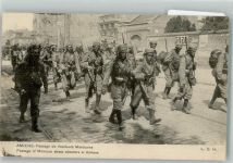 80000 Amiens 1914 Foto AK Uniform Marocains