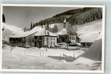 79674 W7868 Muggenbrunn Foto AK Winter Gasthaus Pension Grüner Baum Kirche