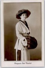 NPG Prinzessin Sophie Charlotte Pelzmode Adel Preußen