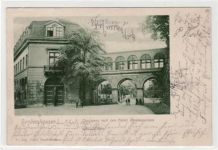 Sondershausen mit Durchgang nach dem Fürstl. Residenzschloss gelaufen von 1900, Marke entfernt. Gute Erhaltung.