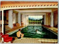 87527 W8972 Sonthofen , Oberallgäu Foto AK Sonnenalp Alpen Moor Kneippbad Kur Hotel Hallenbad Schwimmbad Bademode