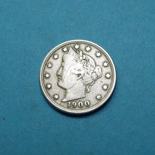 USA 1900 5 Cents V im Kranz (Liberty Head Nickel)
