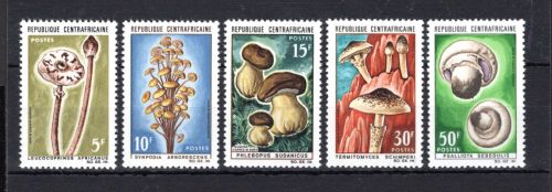 Zentralafrika MiNr. 132-136 postfrisch Pilze