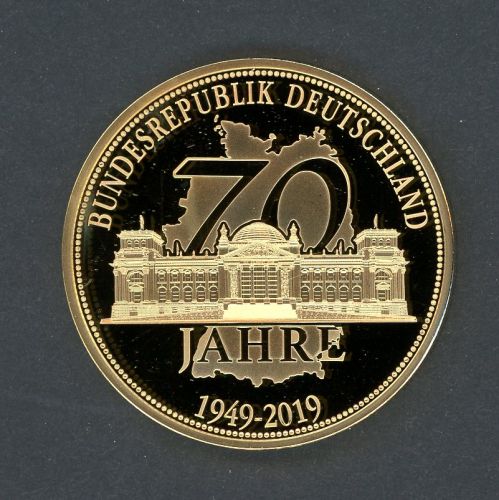Medaille "70 Jahre Bundesrepublik" vergoldet PP