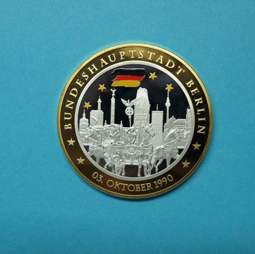 2012 Gigantprägung Bundeshauptstadt Berlin, versilbert, teilvergoldet PP