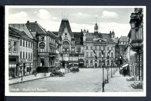 AK Neuss um 1940 Markt mit Rathaus
