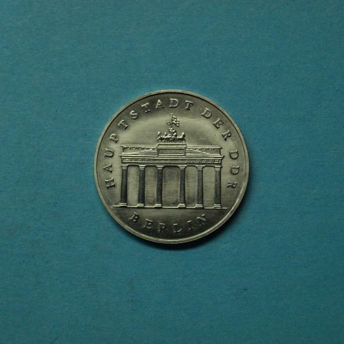DDR 1987 5 Mark Brandenburger Tor ST
