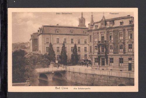 AK Cleve (Kleve) NRW um 1920 Städt. Waisenhaus u. Finanzamt