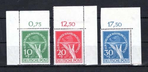 Berlin MiNr. 68-70 postfrisch Falz in beiden Rändern