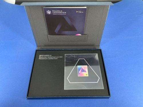 Liechtenstein MiNr. Block 46 II postfrisch Blockchain Hologramm Schloss
