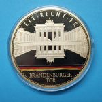 2016 Gigantprägung Brandenburger Tor, Farbdruck, Kupfer vergoldet in PP