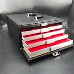 Münzkoffer aus Kunstleder mit 4 Münzboxen Ihrer Wahl! Neu 8216