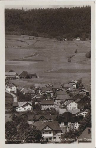 AK Bahnhofspartie LAM mit Wallfahrtskirche und Aufstieg zum Osser 1952