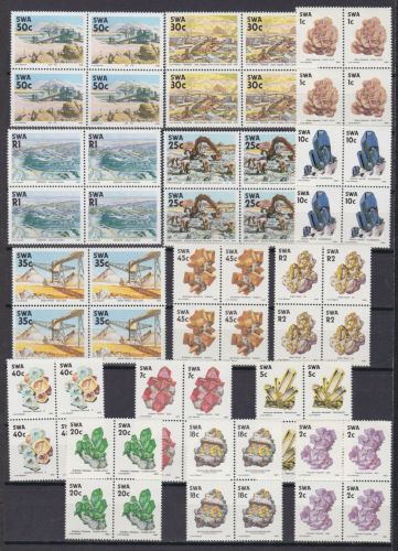 Namibia SWA 649/63 4er-Blocks postfr,/mnh Mineralien Bergwerke Diamanten 1989