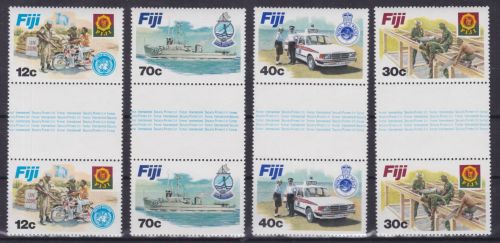 Fiji 456/459 gutter pairs postfr./mnh Polizei und Armee Schiffe 1982