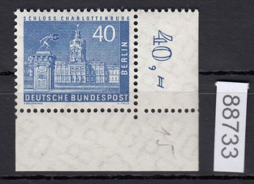 Berlin 1956, Mich.-Nr.: 149 v ** Eckrand    gefiffelte  gummirung
