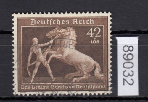 DR 1939, Mich.-Nr.: 699 gestempelt     Braune  Band   Müchen  Riem