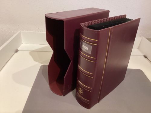 Leuchtturm Ringbinder Classic  Optima  GIGANT + Schuber + 45 2-er Hüllen gebraucht