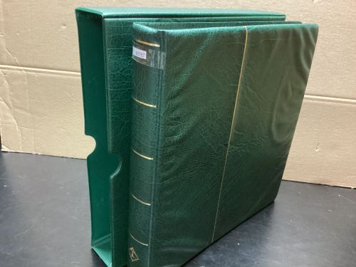 Leuchtturm Ringbinder+Kassette (13 Ringe )  Wattiert  grün gebraucht  Leer