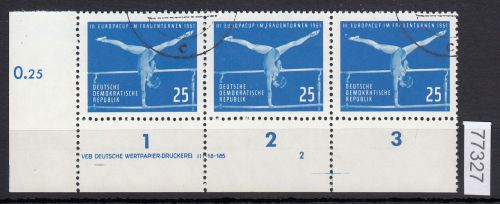 DDR 1961, Mich.-Nr.: 832 gestempelt DV  FNr. 2    Eckrand  Druckvermerk