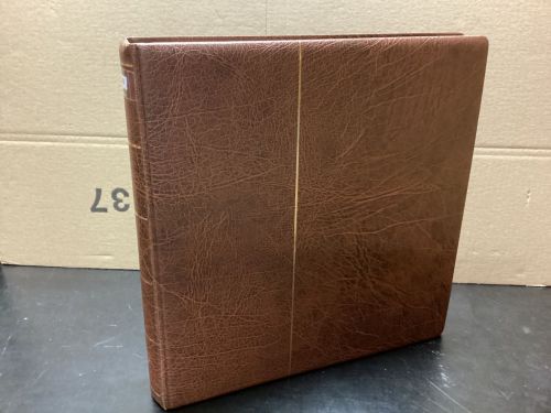 Leuchtturm Ringbinder ( 13 Ringe ) braun  wattiert gebraucht