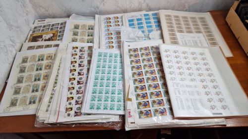 Bogenposten  Papierfrei   Europa  Alle Welt  ca.  500-600  Stück