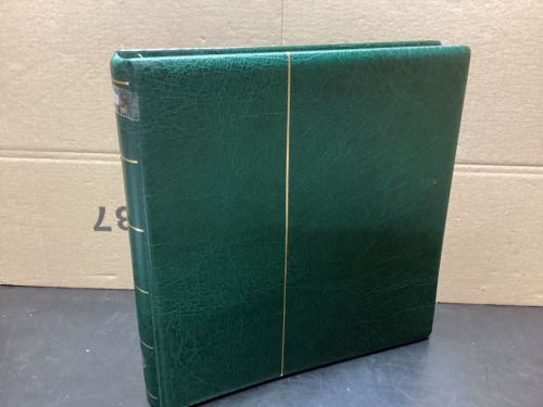 Leuchtturm Ringbinder ( 13 Ringe ) grün  wattiert gebraucht