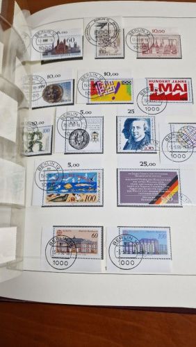 Bund  1983-1990  viel Zentrisch gestempelt  ** + gestempelt   viel Eckrand