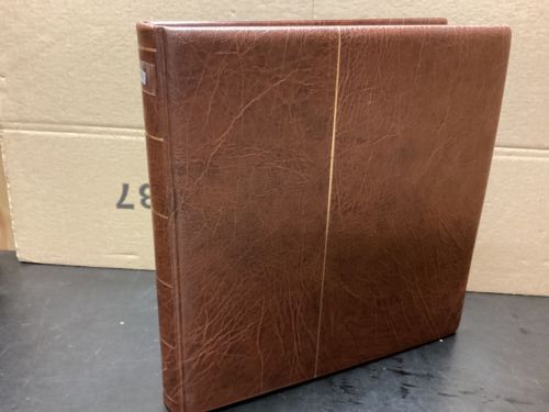 Leuchtturm Ringbinder ( 13 Ringe ) braun wattiert  gebraucht