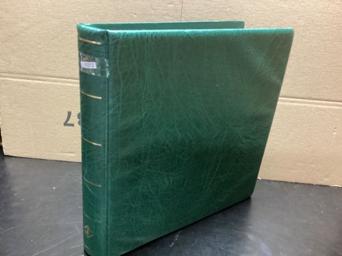 Leuchtturm Ringbinder ( 13 Ringe ) grün wattiert gebraucht