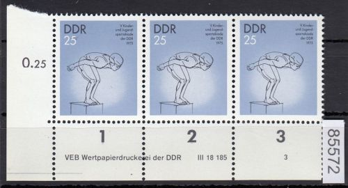 DDR 1975, Mich.-Nr.: 2067  ** DV FNr. 3   Eckrand  Druckvermerk