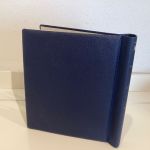 Leuchtturm Klemmbinder  Aufschrift  gebraucht  Leer blau